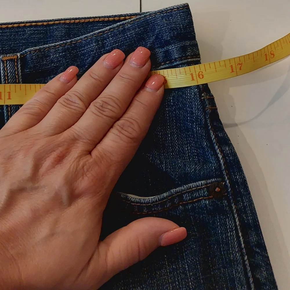 Levi's Authentic Signature Men's Jeans Loose Size 32 x 31 Regular Straight